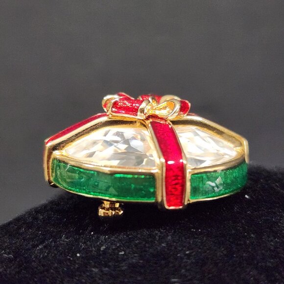 NWT Savvy by Swarovski Gift Package Brooch w/Green Enameled Edge & Red Bow - Picture 5 of 7